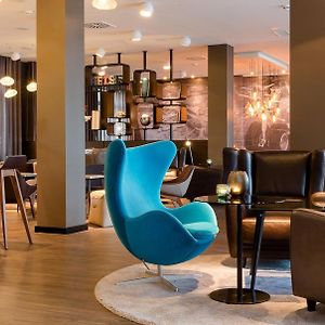 Motel One Frankfurt Airport